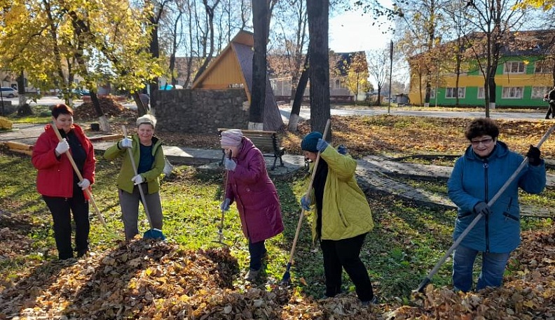 Жители Спас-Деменска провели общегородской субботник