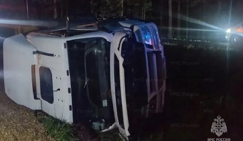 В Боровском округе столкнулись пикап и фура