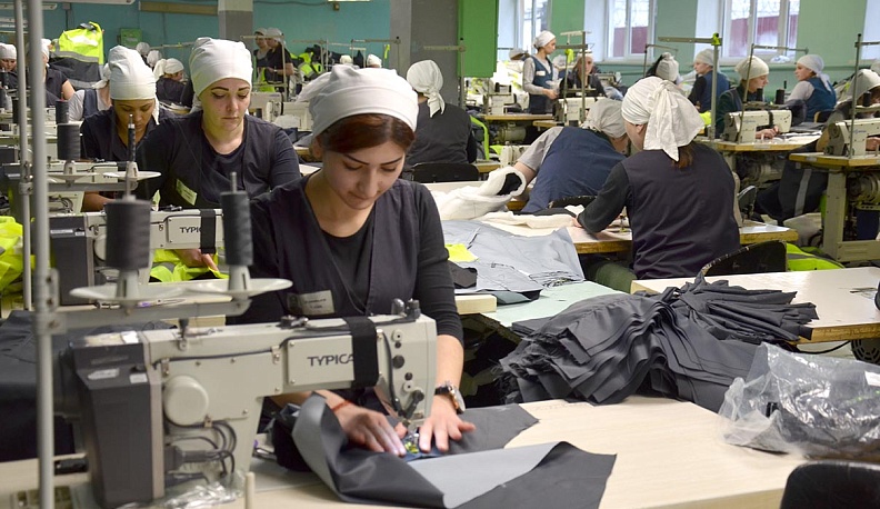 Курс — на гуманизацию и трудотерапию