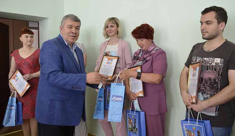 В Жуковском районе поблагодарили волонтеров, работающих с пенсионерами во время пандемии