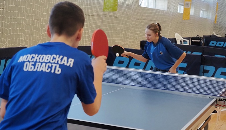 В Калуге стартовало первенство ЦФО по настольному теннису