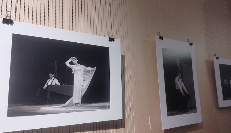 Фотовыставка по спектаклю «Пушкин. Выстрел. Метель» открылась в Калуге 