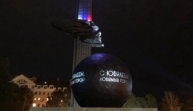 Световое шоу на калужском «шарике» работает ежедневно