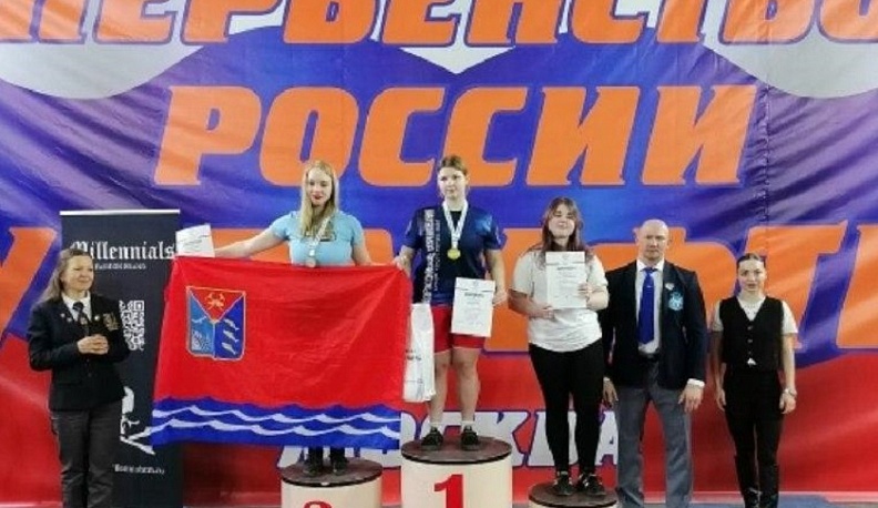 Две калужанки стали призерами Первенства России по пауэрлифтингу