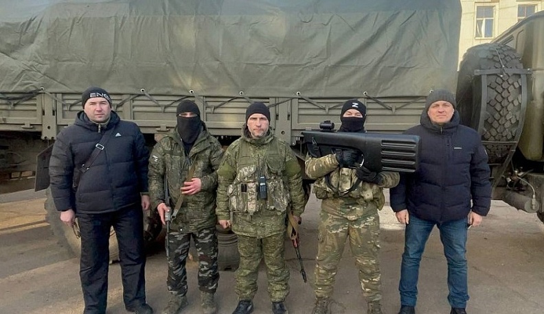 Калужским мобилизованным в зоне СВО передали антидроновые ружья