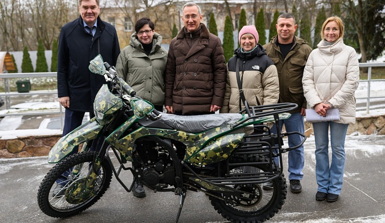 Воинским частям, в которых служат жители Калужской области, отправлены  мотоциклы