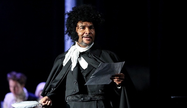 Известные актёры театра и кино выступили на калужской сцене