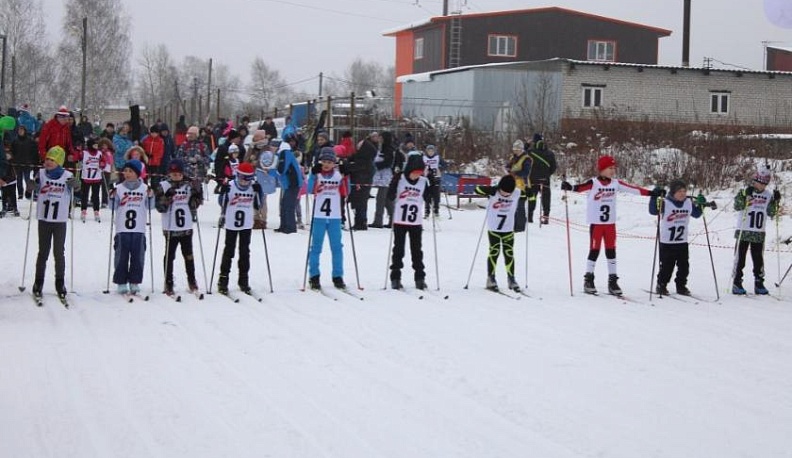Погода не помешала калужанам соревноваться в лыжных гонках