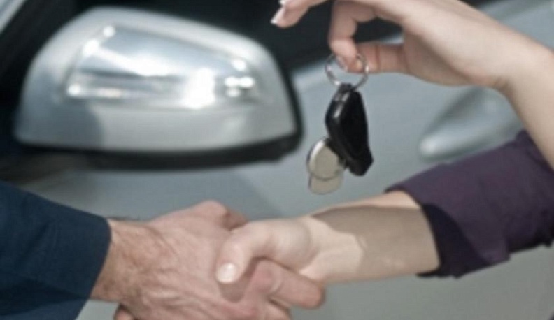 В Обнинске таксистка продала чужой автомобиль