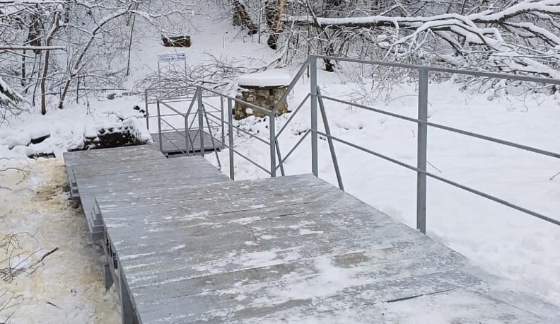 В Мещовском районе благоустроили популярный родник