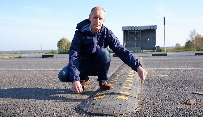 В Козельском районе установили неровных «лежачих полицейских»