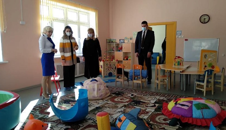 Детский омбудсмен Ольга Коробова побывала в Малоярославце 