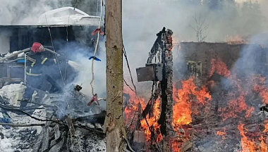 Дачный дом загорелся в Жуковском округе