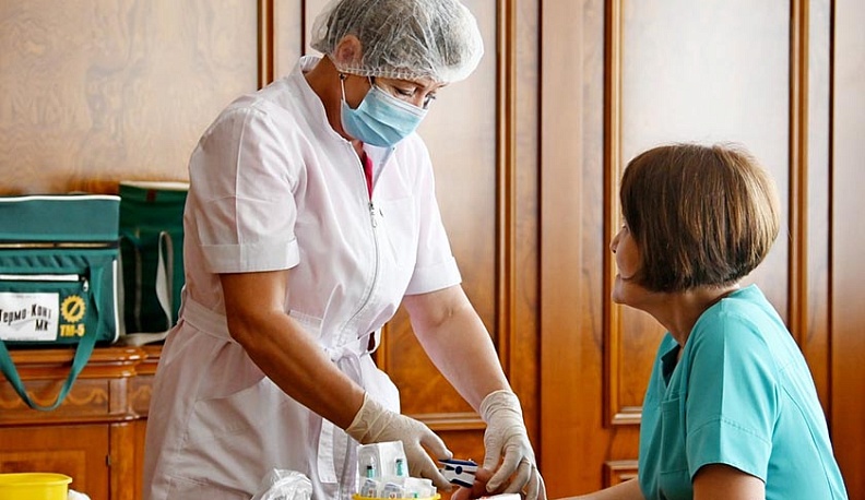 Между первой и второй перерывчик небольшой