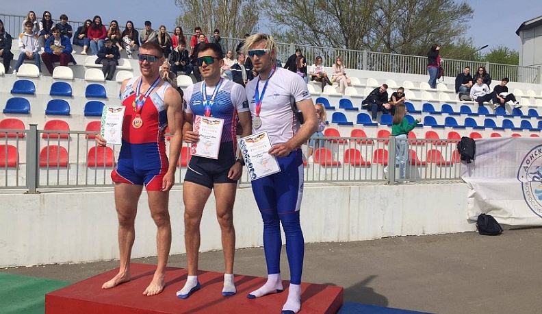 Калужанин Илья Кондратьев занял 1 место на соревнованиях по гребле в Ростове