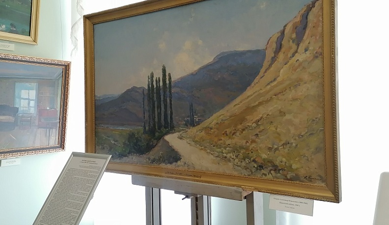 Новой выставкой салютовал Крымской весне Калужский музей изобразительных искусств 