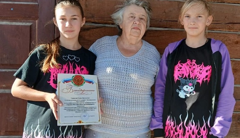 Волонтеры из села Гусево Медынского района собрали вещи для переселенцев из Курской области