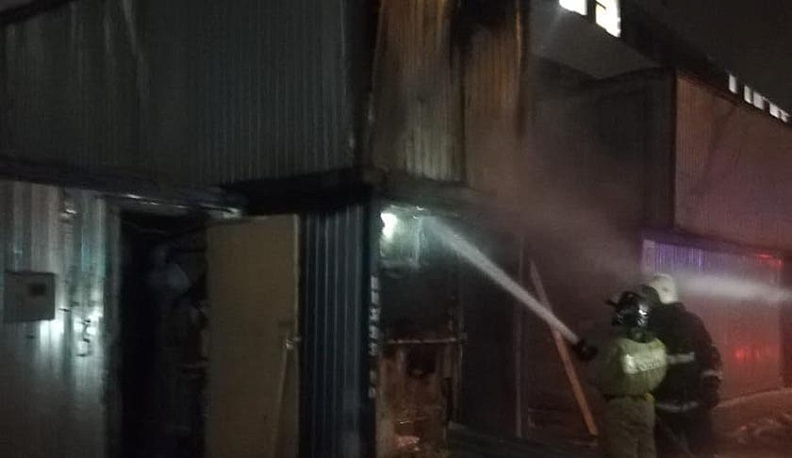 Минстрой: на стройке Дворца спорта в Калуге сгорели бытовки