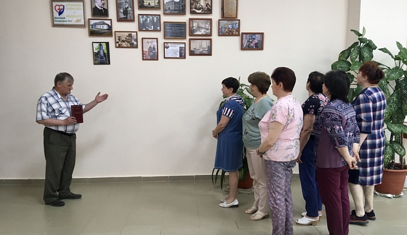 В селе Ульяново работает фотовыставка, посвященная выдающемуся земляку-врачу