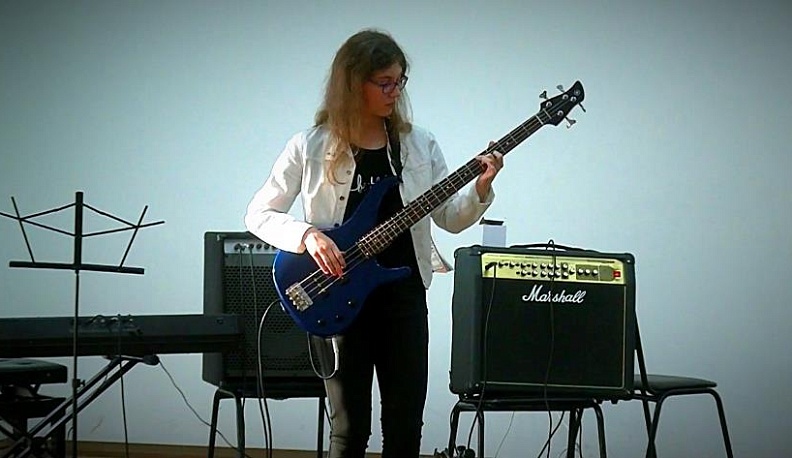 Юная гитаристка из Калуги и ее педагог победили в Международном конкурсе