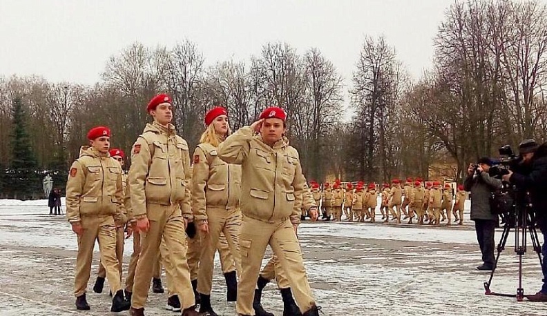 В балабановской школе № 1 уже третий год действует отряд юнармейцев имени пионера-героя Ивана Андрианова 
