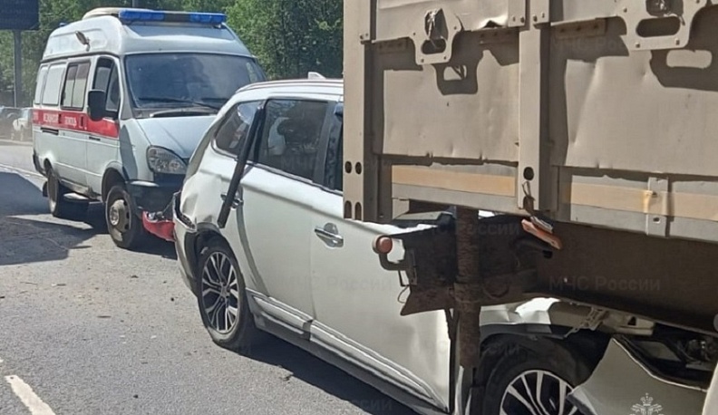 В Калужской области произошло тройное ДТП