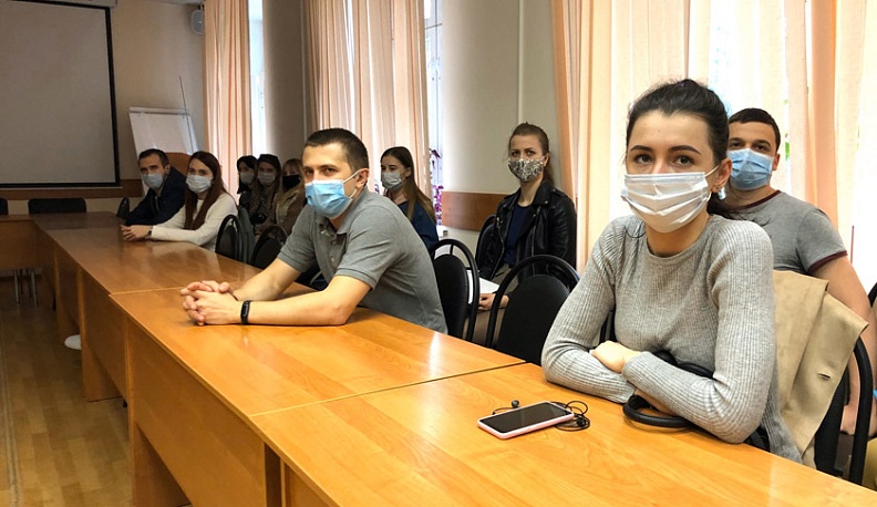 70 студентов будут проходить практику в обнинской КБ №8 только в «чистой» зоне