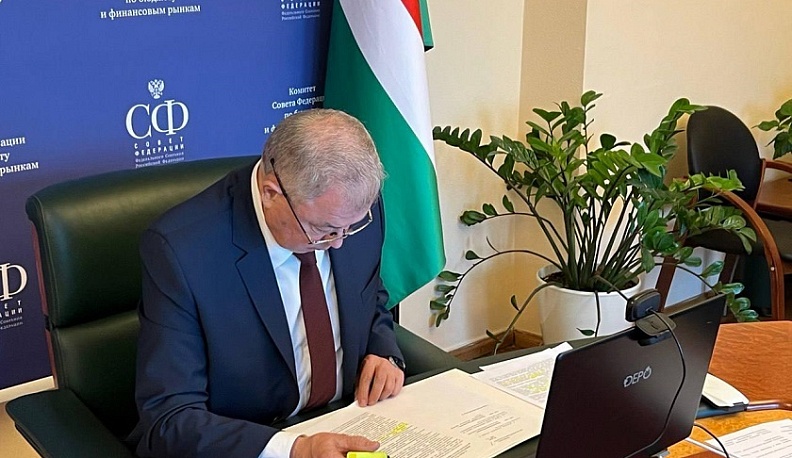 Сенатор Анатолий Артамонов отметил вклад калужских предприятий в экономику региона