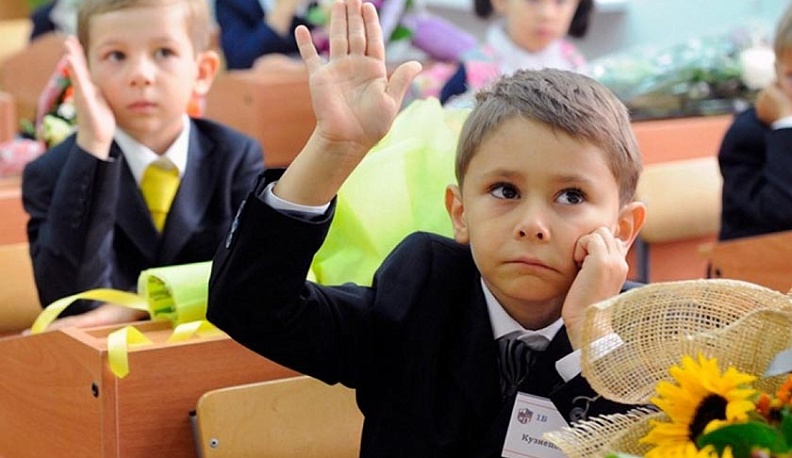 Министр пообещал не уменьшать классы