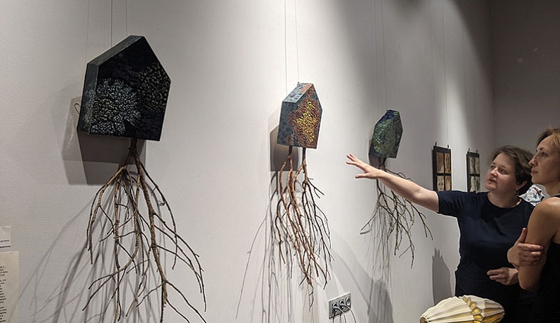 Марина Енацкая рассказывает о выставке.