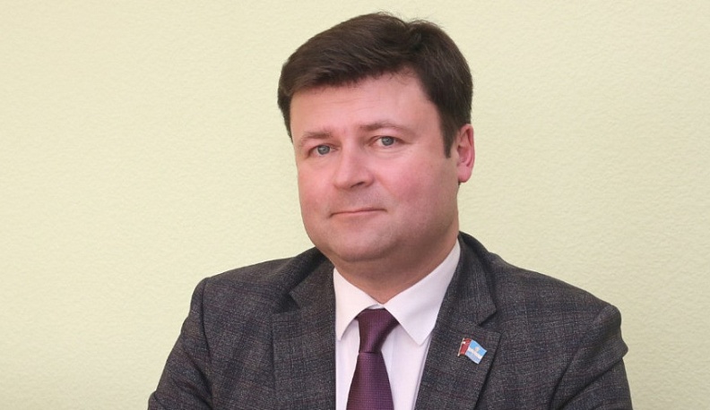 Юрий Моисеев пожелал калужанам успехов в День знаний