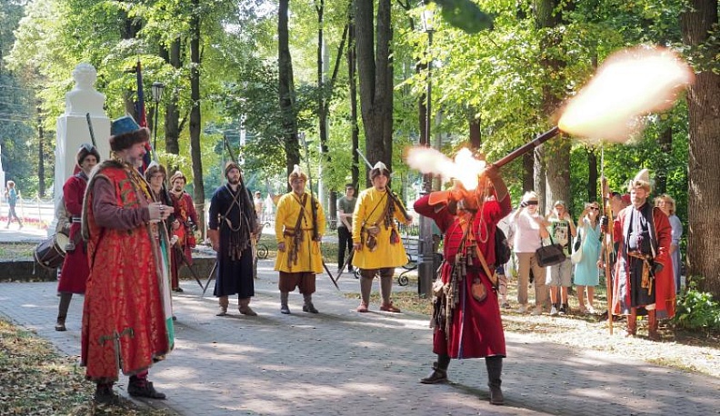 В воскресенье в Калуге слышались звуки выстрелов и взрывов
