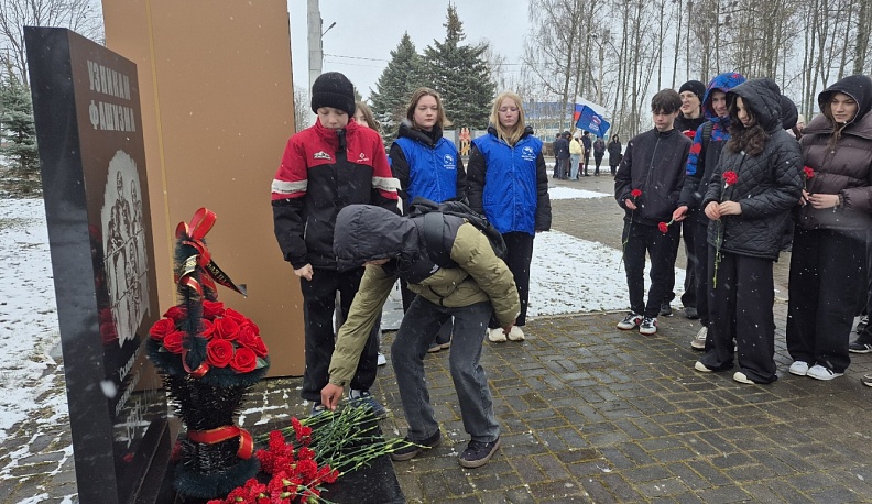 В Сухиничах почтили память узников концлагерей