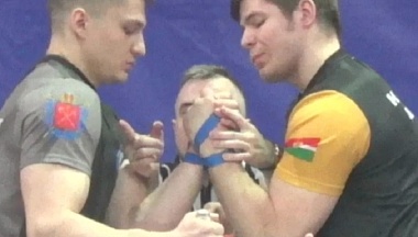 Калужские армрестлеры завоевали четыре медали на чемпионате России