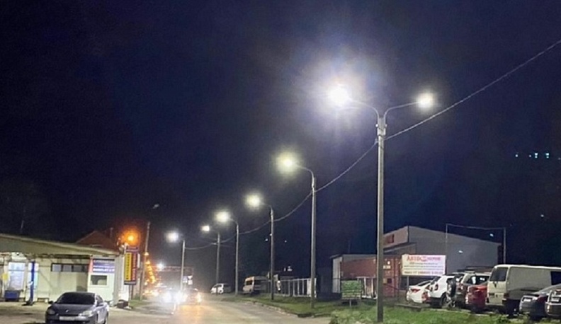 В Обнинске на улице Кабицынской установили освещение