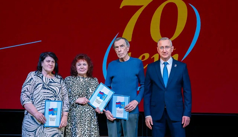 Владислав Шапша поздравил коллектив Управления калужского троллейбуса