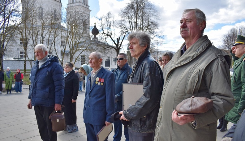 В Тарусе поклонились подвигу ликвидаторов аварии на Чернобыльской АС