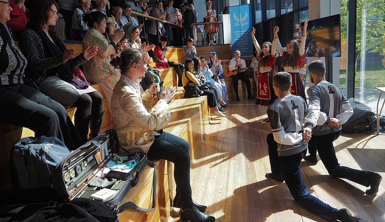 Выставкой некоммерческих организаций региона в Калуге открылся IV Гражданский форум