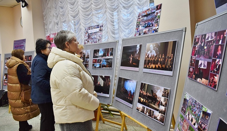 В Тарусе торжественно открыли мемориальную доску Святославу Рихтеру