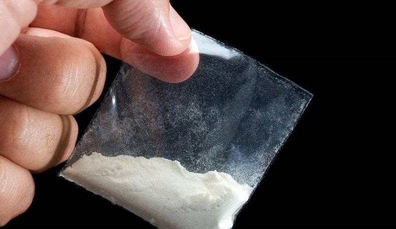 В Калуге сотрудники ГИБДД задержали наркодилеров