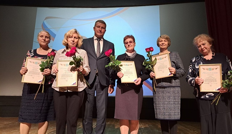 В Тарусском районе чествовали педагогов и наставников