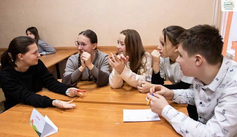  Дирекция парков устроила «Битву умов» среди школьников