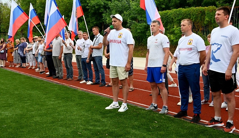 В Малоярославецком районе прошел автопробег в поддержку армии и Президента