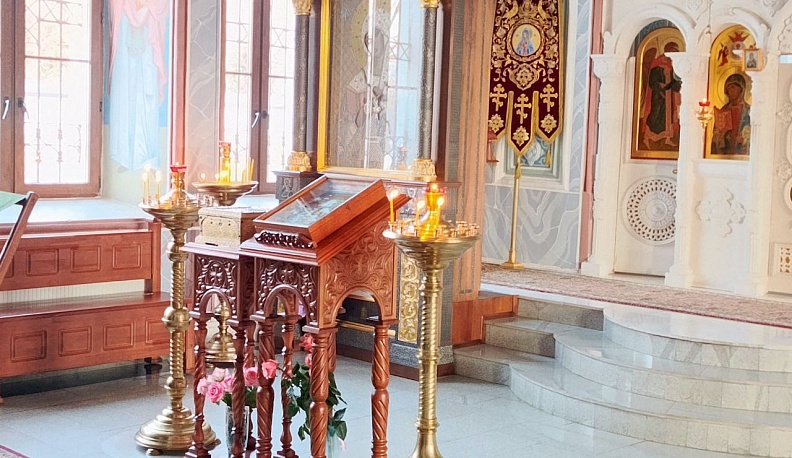 В Калугу прибыл ковчег со святыми мощами патриарха Тихона