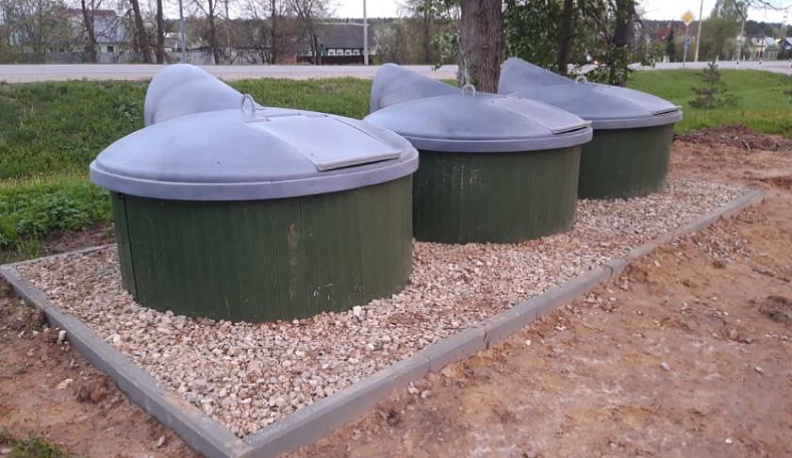 В Жуковском районе установили контейнеры заглубленного типа