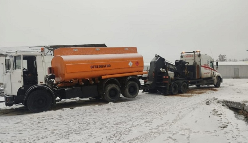 Калужский депутат передаст в зону СВО бензовоз