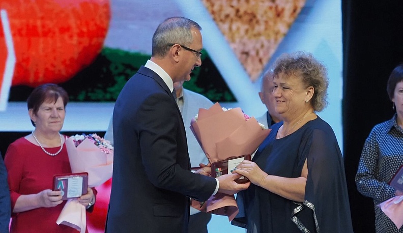 Калужских работников АПК поздравили накануне их профессионального праздника