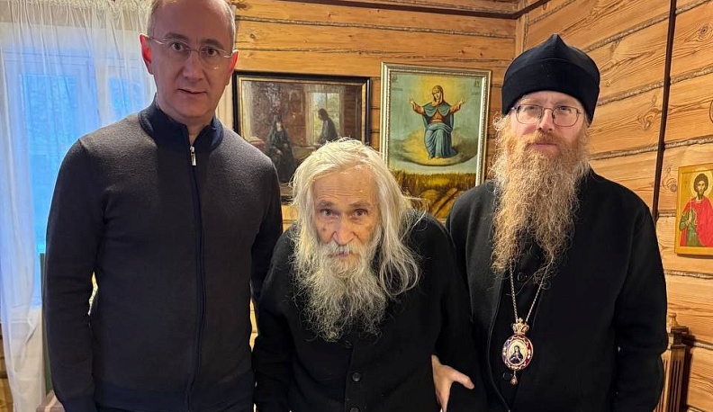 Губернатор Владислав Шапша посетил монастырь Оптина Пустынь
