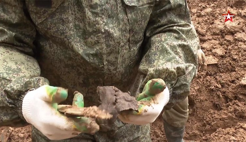 Поисковики обнаружили останки более 70 десантников в рамках Вахты памяти «Калужский Рубеж - 2021»