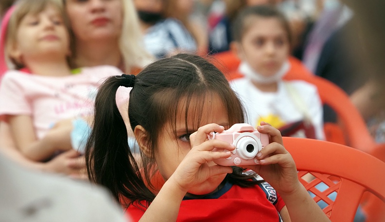 В Калуге стартовал Первый фестиваль уличных театров «Без кулис»